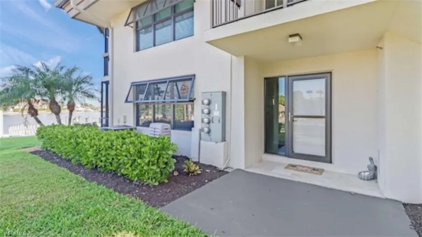 543 Seaview Ct J1, Marco Island, Florida 34145