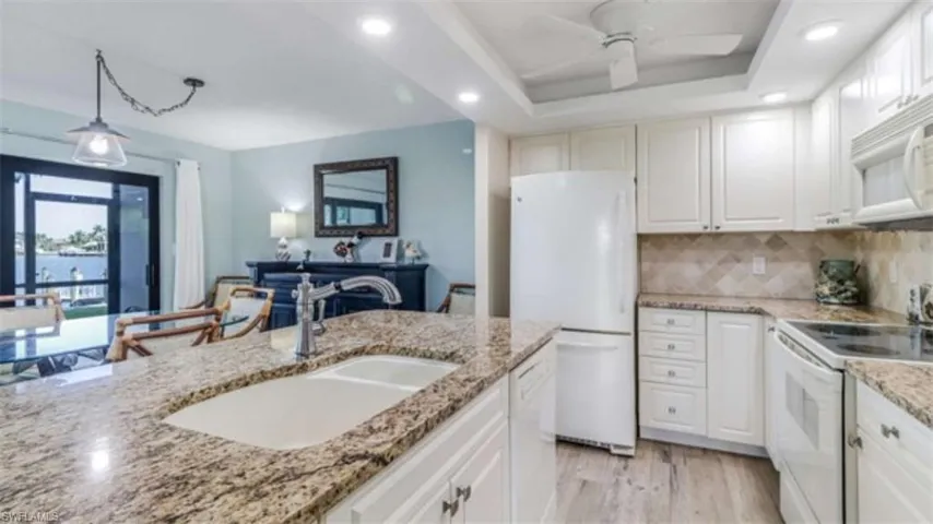 543 Seaview Ct J1, Marco Island, Florida 34145