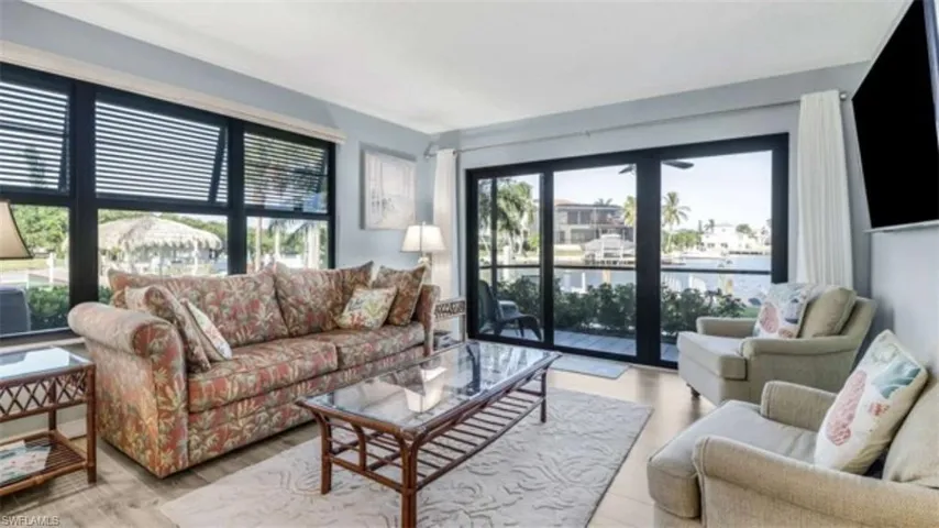 543 Seaview Ct J1, Marco Island, Florida 34145