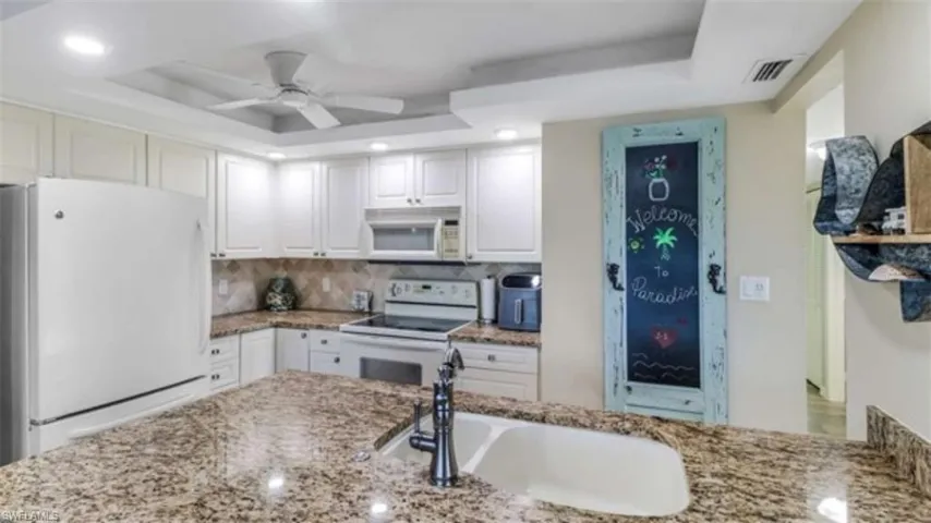 543 Seaview Ct J1, Marco Island, Florida 34145