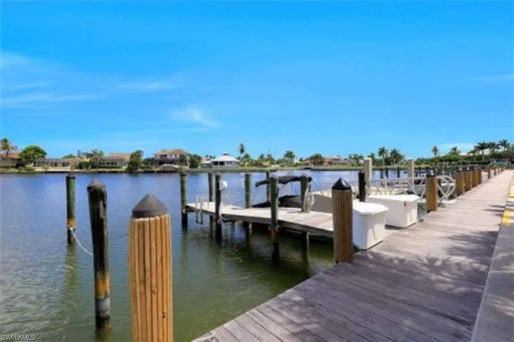 543 Seaview Ct J1, Marco Island, Florida 34145