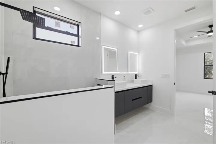 1222 Earnest St E, Lehigh Acres, Florida 33974