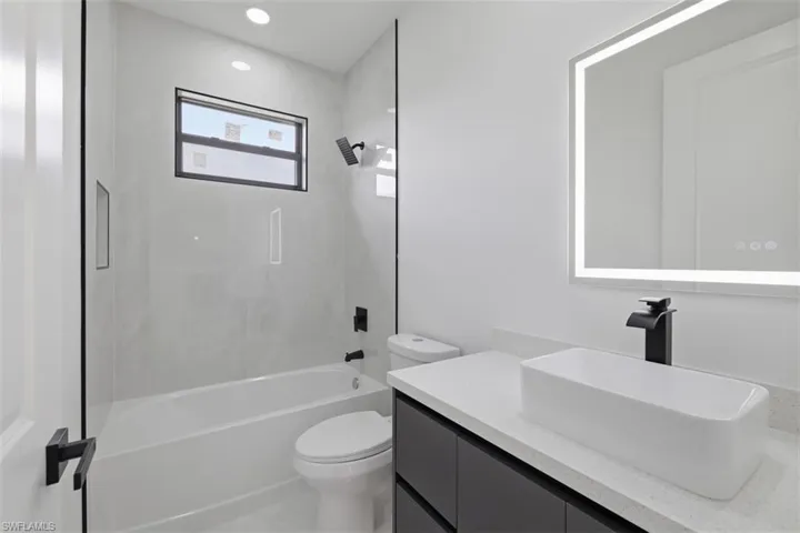 1222 Earnest St E, Lehigh Acres, Florida 33974