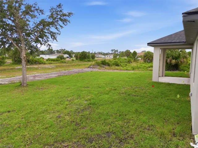 1222 Earnest St E, Lehigh Acres, Florida 33974