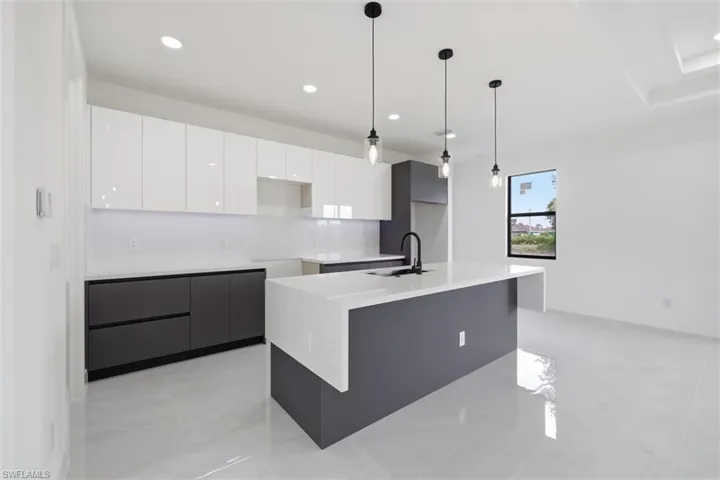 1222 Earnest St E, Lehigh Acres, Florida 33974