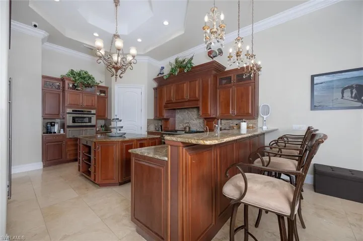 Owners saw to every detail,  preparing home for sale.Owners saw to every detail to ready home for sale.Owners saw to every detail to ready home for sale.   This is the guy you want to buy a home from....... NO deferred maintenance.