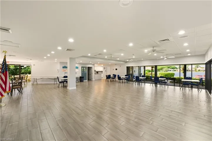 Misc room featuring a ceiling fan and recessed lighting