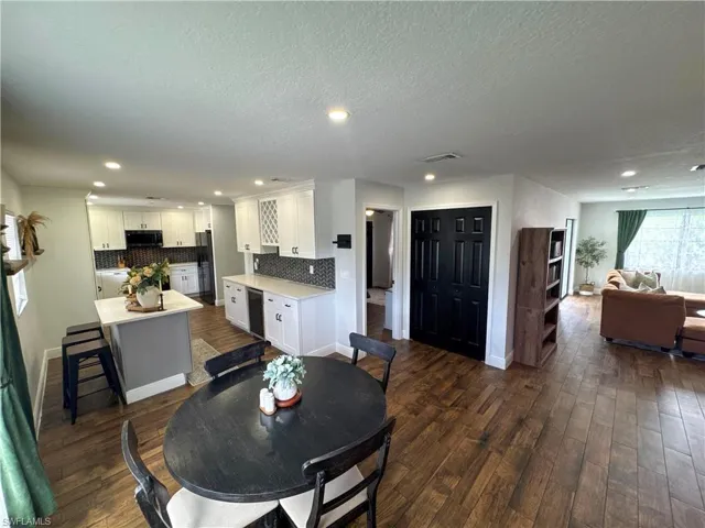1019 Wyomi Dr, Fort Myers, Florida 33919