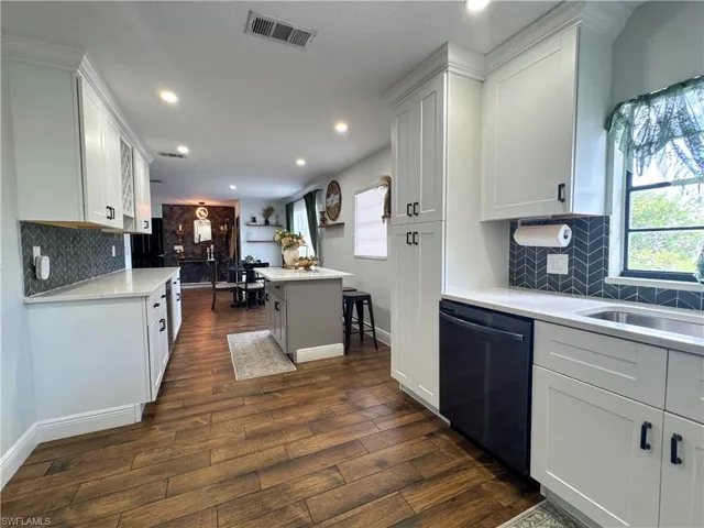1019 Wyomi Dr, Fort Myers, Florida 33919