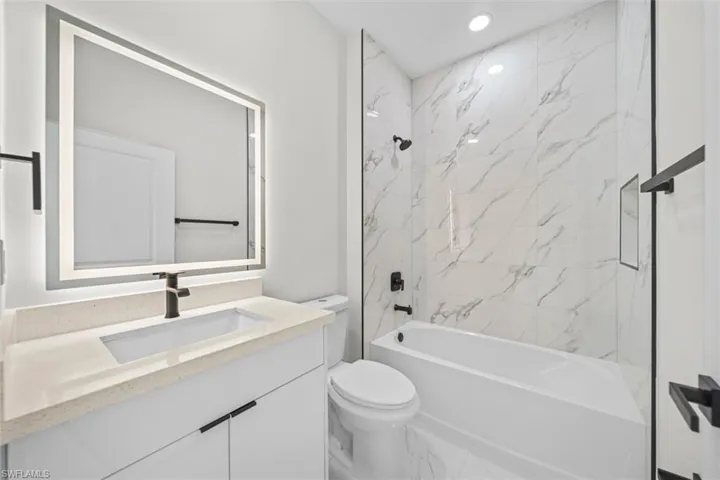 103 Diplomat Pkwy E, Cape Coral, Florida 33909