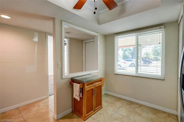 2526 SE 16th  PL, Cape Coral, FL 33904