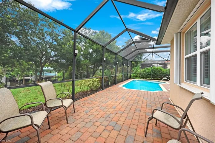 Extra patio space for your guests