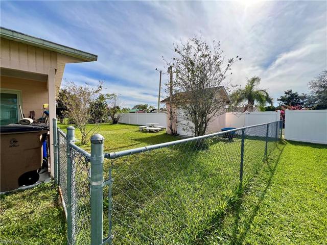 215 Purdue ST, LEHIGH ACRES FL 33936