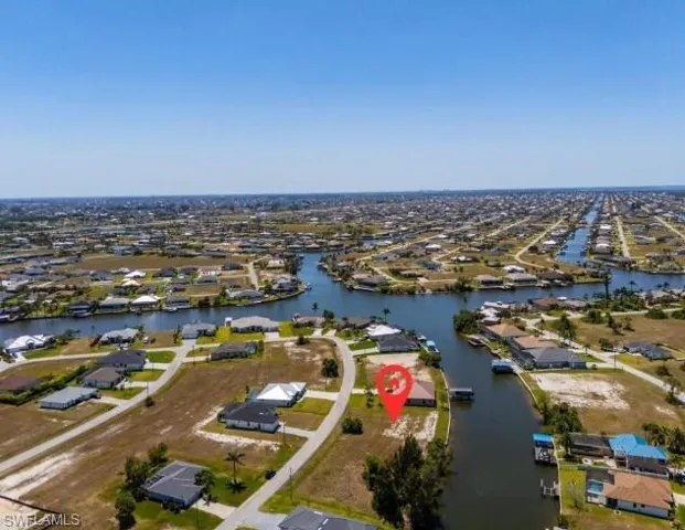 2306 Nw 37th Pl, Cape Coral, Florida 33993