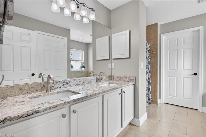 1417 Nw 16th Pl, Cape Coral, Florida 33993