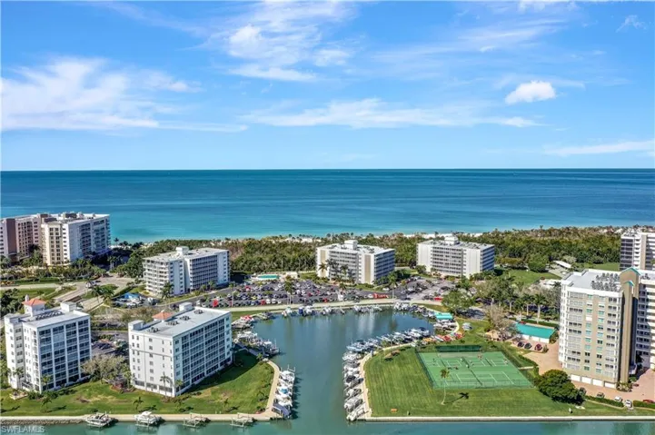 1  Bluebill  AVE, Naples, FL 34108