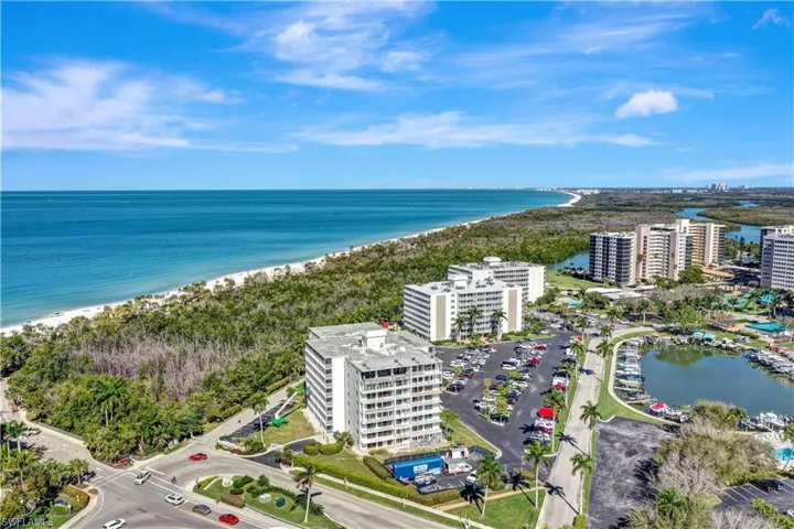 1  Bluebill  AVE, Naples, FL 34108