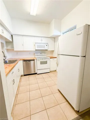 8416  Bernwood Cove  LOOP, Fort Myers, FL 33966