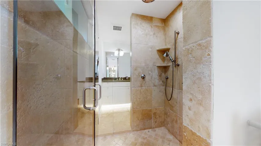 326  Burning Tree  DR, Naples, FL 34105