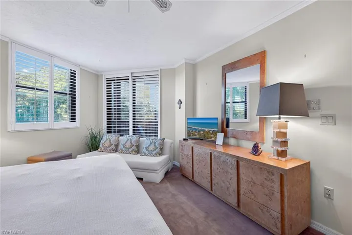 6075 Pelican Bay Blvd 204, Naples, Florida 34108