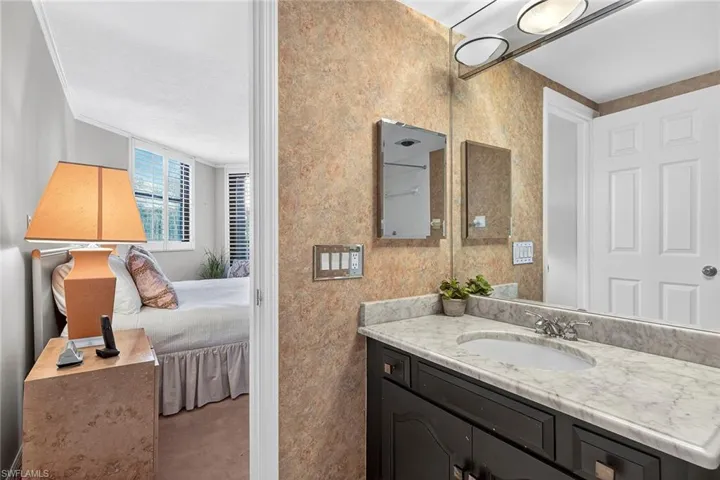 6075 Pelican Bay Blvd 204, Naples, Florida 34108