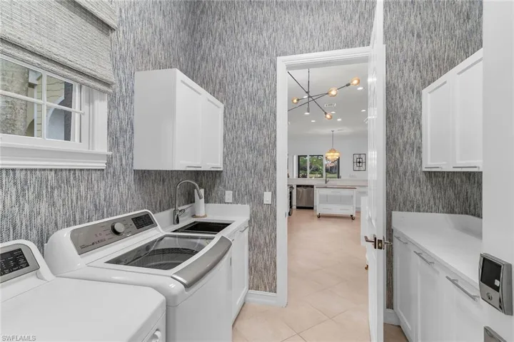 8544  Mallards  WAY, Naples, FL 34114