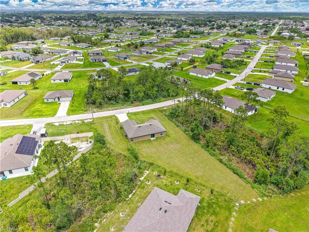 866 Youngreen DR, Fort Myers, FL 33913,225063303