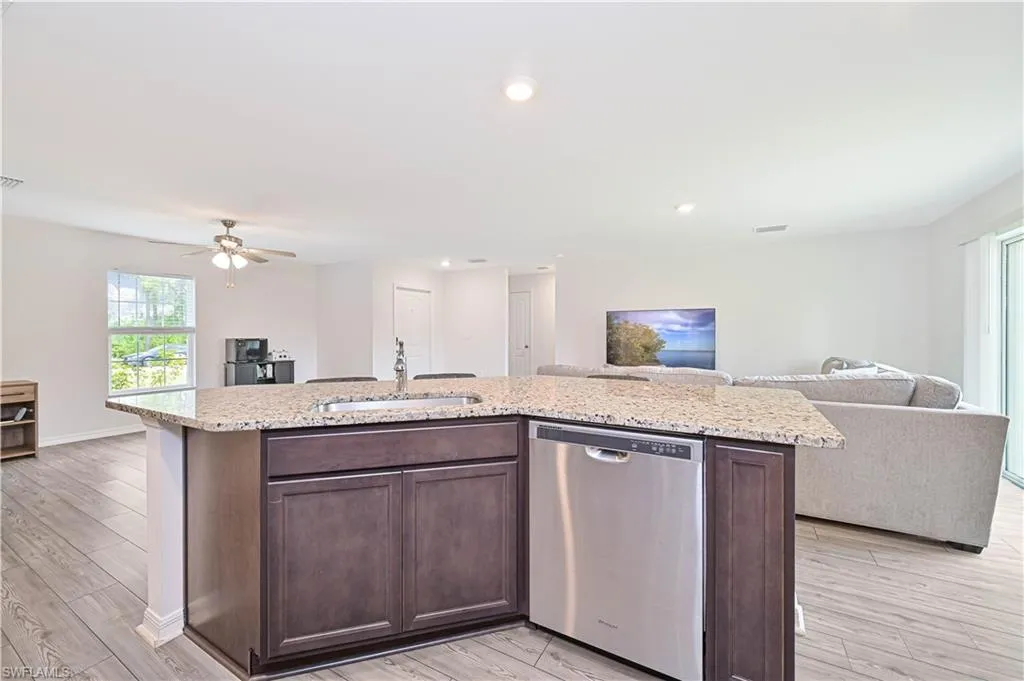 866 Youngreen DR, Fort Myers, FL 33913,225063303