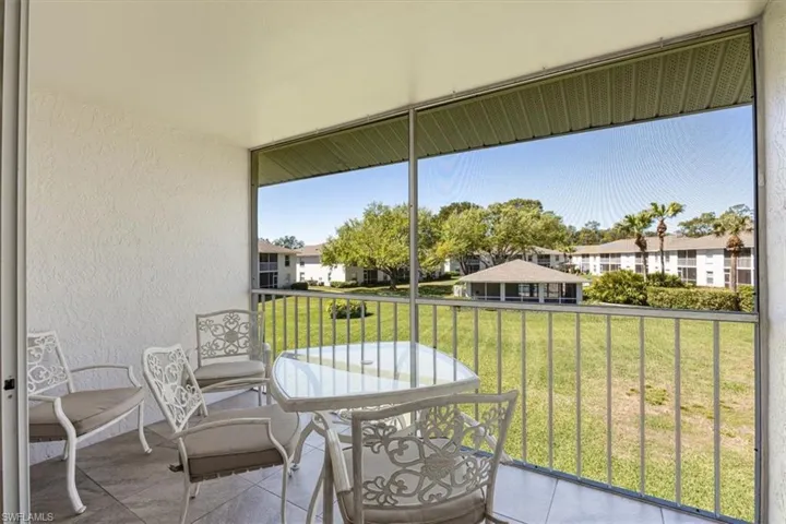 1357 Churchill Cir # G204, Naples Fl 34116