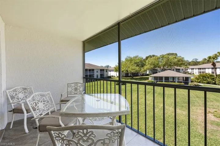 1357 Churchill Cir # G204, Naples Fl 34116