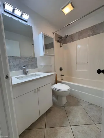15627 Spring Line Ln, Fort Myers, Florida 33905