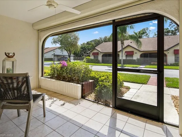 Front Screened Lanai