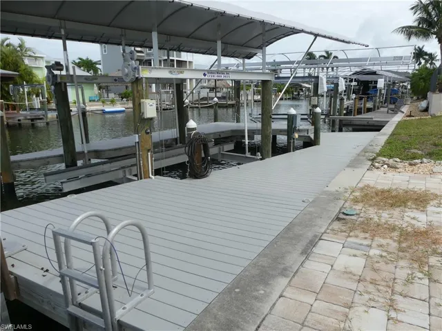 2371 Sycamore St, St. James City, Florida 33956