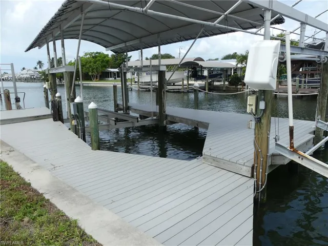 2371 Sycamore St, St. James City, Florida 33956