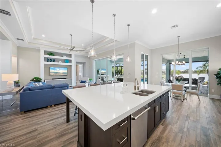 6076 Lucaya Way Se, Naples, Florida 34113