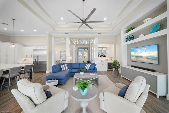 6076 Lucaya Way Se, Naples, Florida 34113