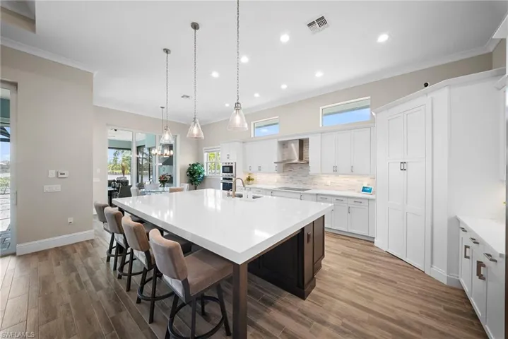 6076 Lucaya Way Se, Naples, Florida 34113