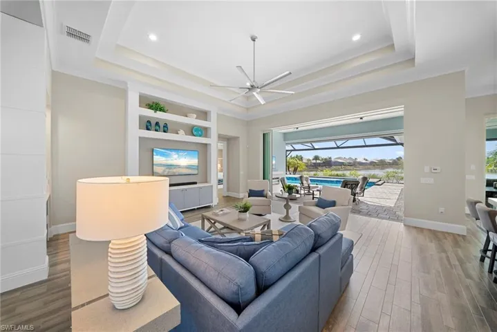 6076 Lucaya Way Se, Naples, Florida 34113