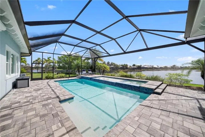 6076 Lucaya Way Se, Naples, Florida 34113