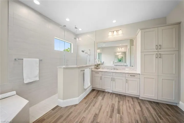 6076 Lucaya Way Se, Naples, Florida 34113