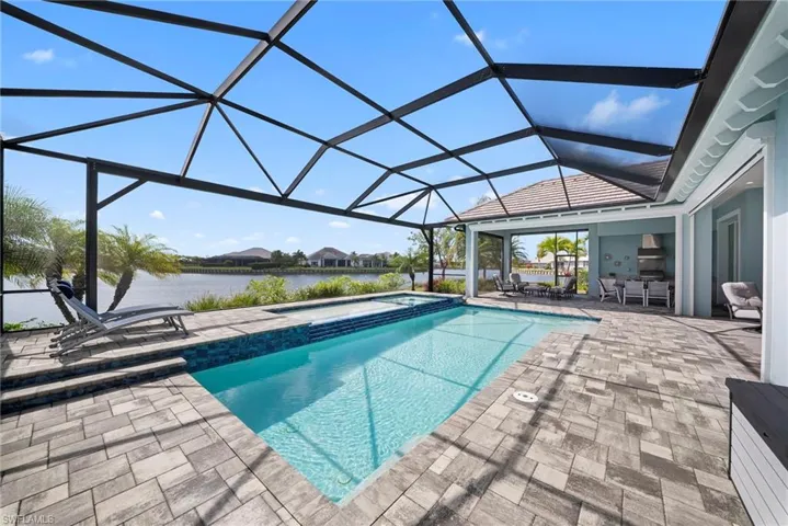 6076 Lucaya Way Se, Naples, Florida 34113