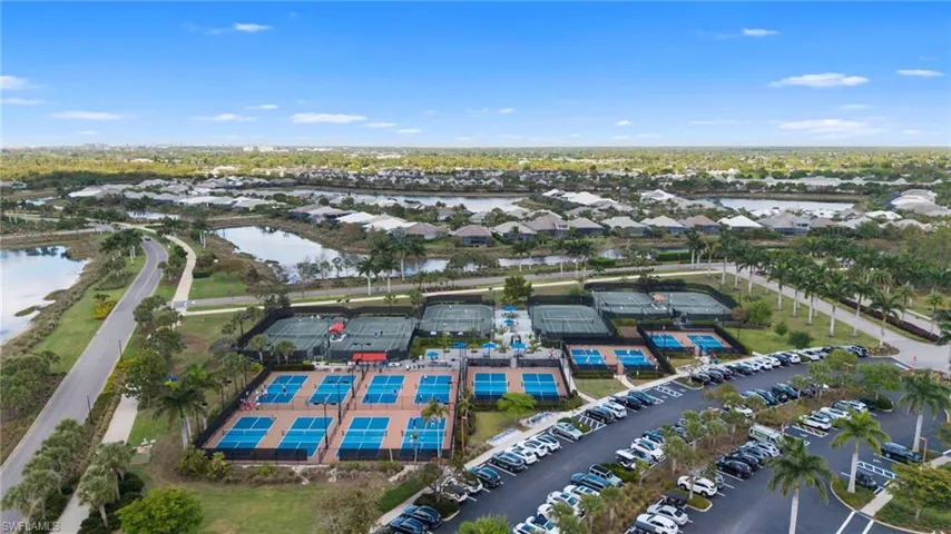 6076 Lucaya Way Se, Naples, Florida 34113
