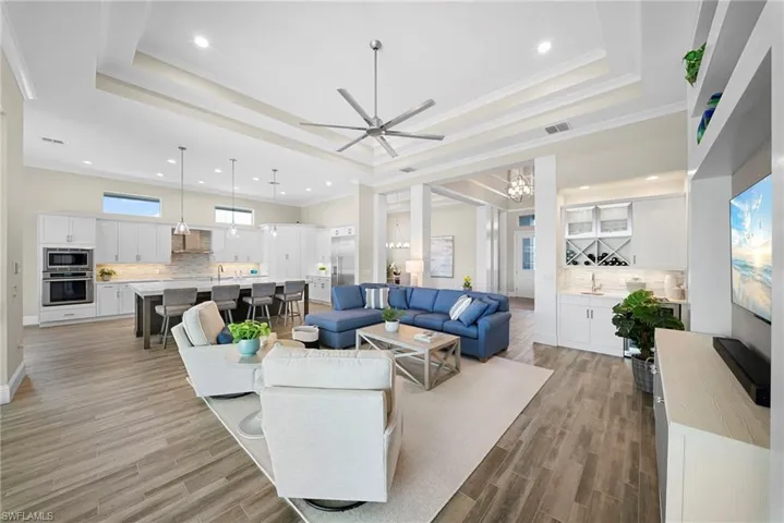 6076 Lucaya Way Se, Naples, Florida 34113