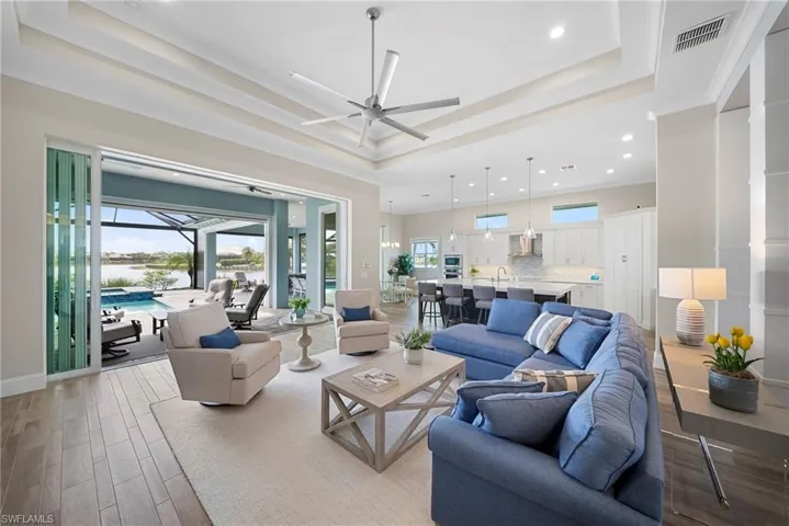 6076 Lucaya Way Se, Naples, Florida 34113