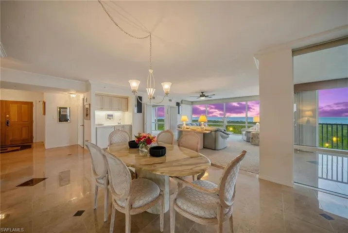 7515 Pelican Bay Blvd 10d, Naples, Florida 34108