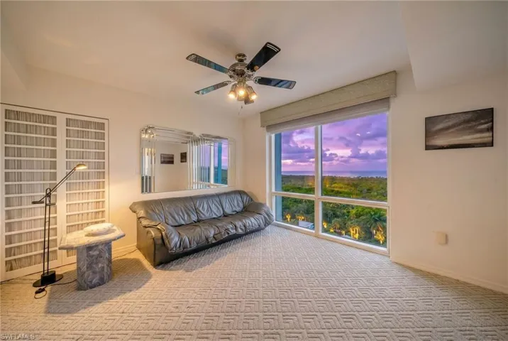 7515 Pelican Bay Blvd 10d, Naples, Florida 34108