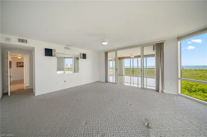 7515 Pelican Bay Blvd 10d, Naples, Florida 34108