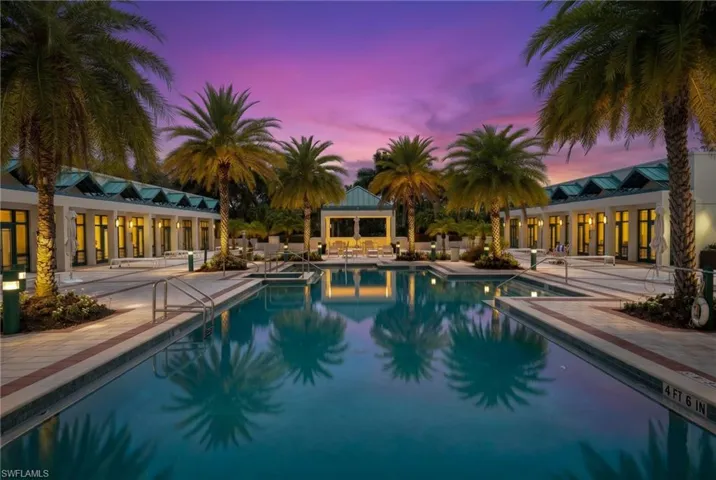 7515 Pelican Bay Blvd 10d, Naples, Florida 34108