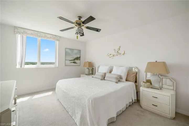 7515 Pelican Bay Blvd 10d, Naples, Florida 34108