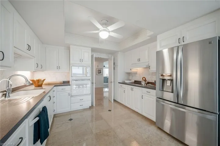 7515 Pelican Bay Blvd 10d, Naples, Florida 34108